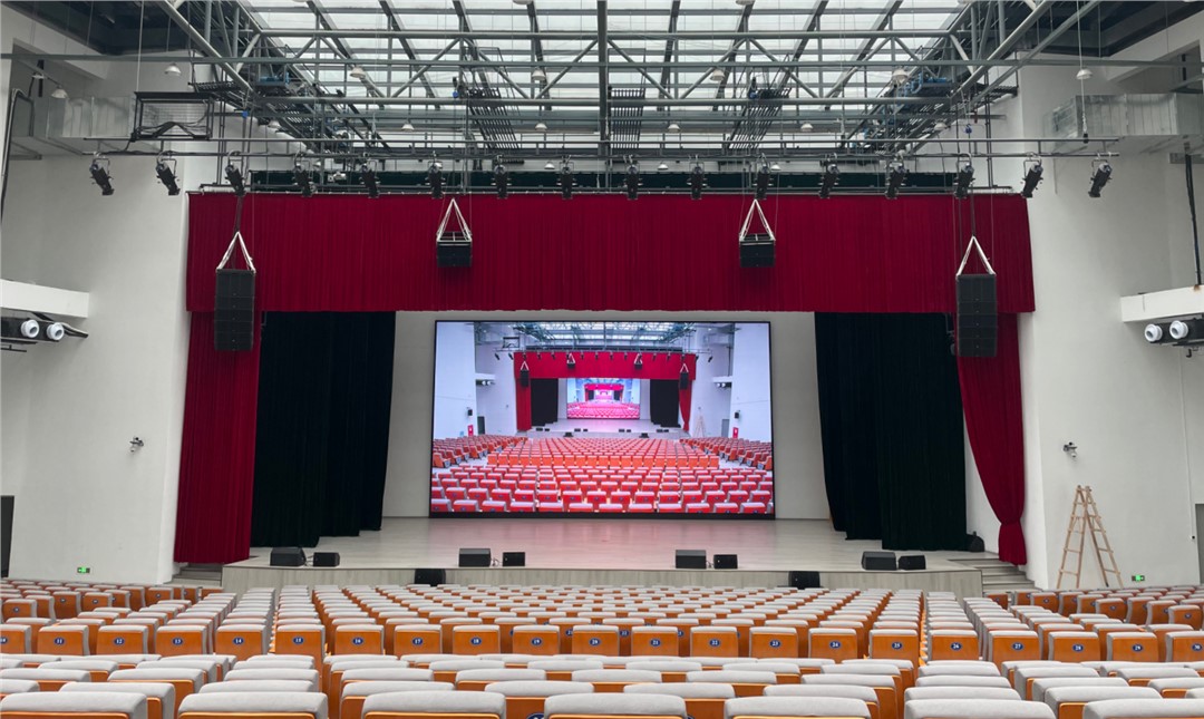 500人报告厅专业扩声与舞台灯光设计方案