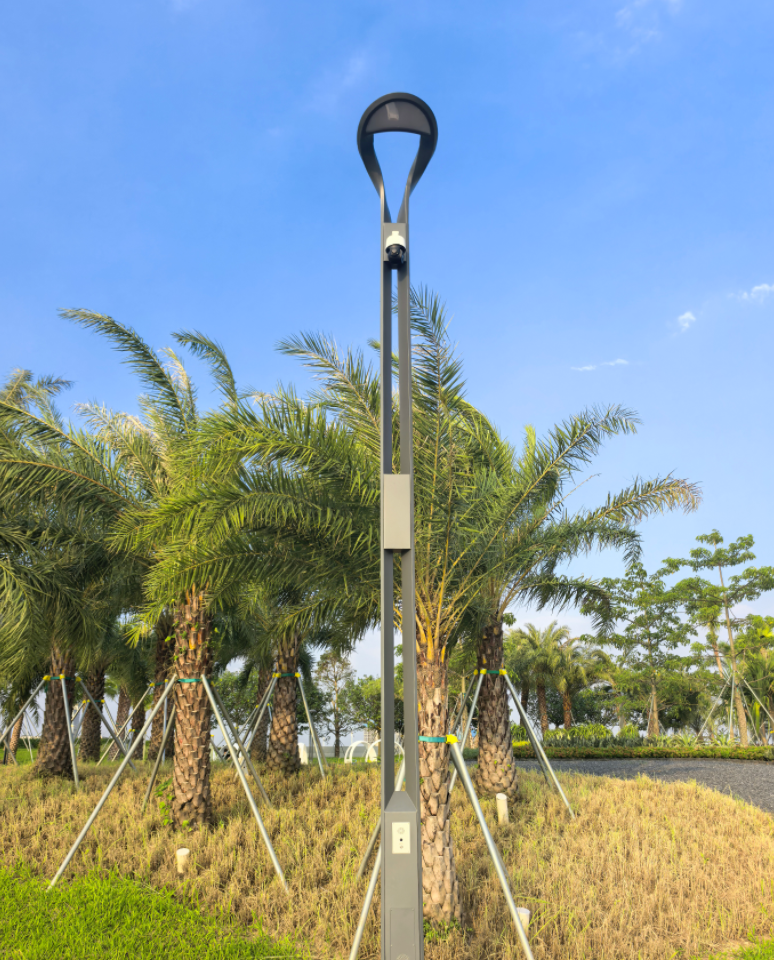 智慧路灯的“耳目”进化：监控与对讲联动如何重塑景区安防体验