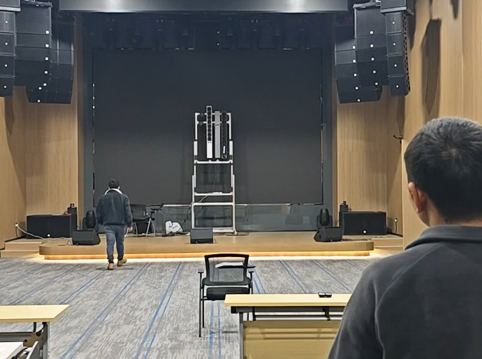 专用会议发言音箱的核心素质解析